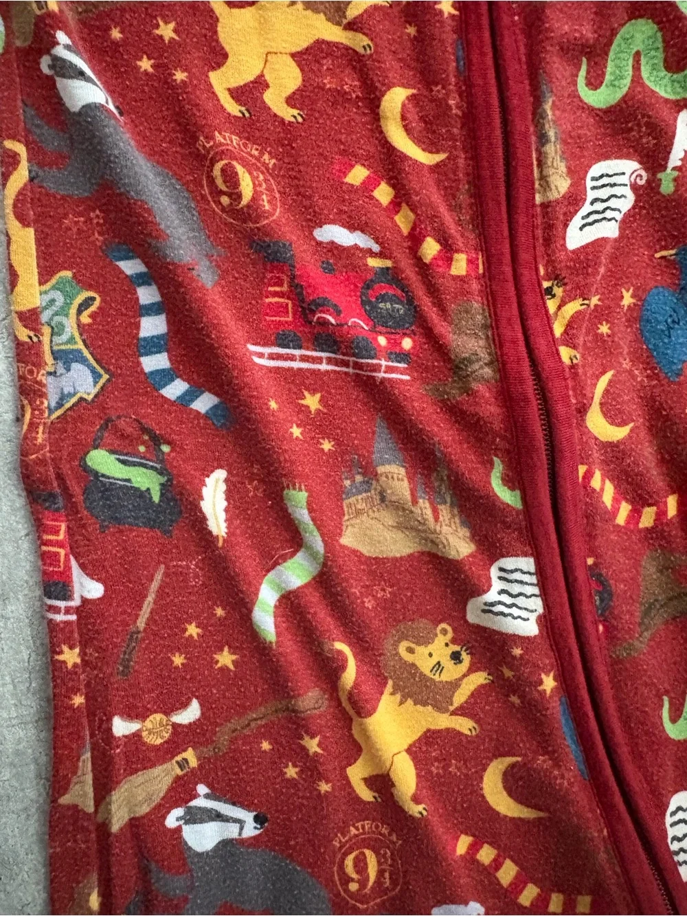 Little Sleepies Harry Potter Bamboo Convertible Zippy Pajamas 3T Red Hogwarts